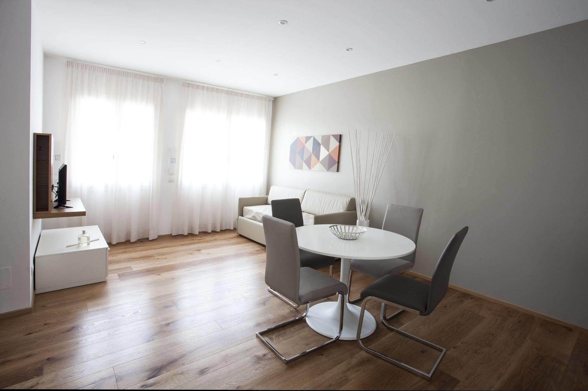 Le Dimore Del Borgo Aparthotel 3*