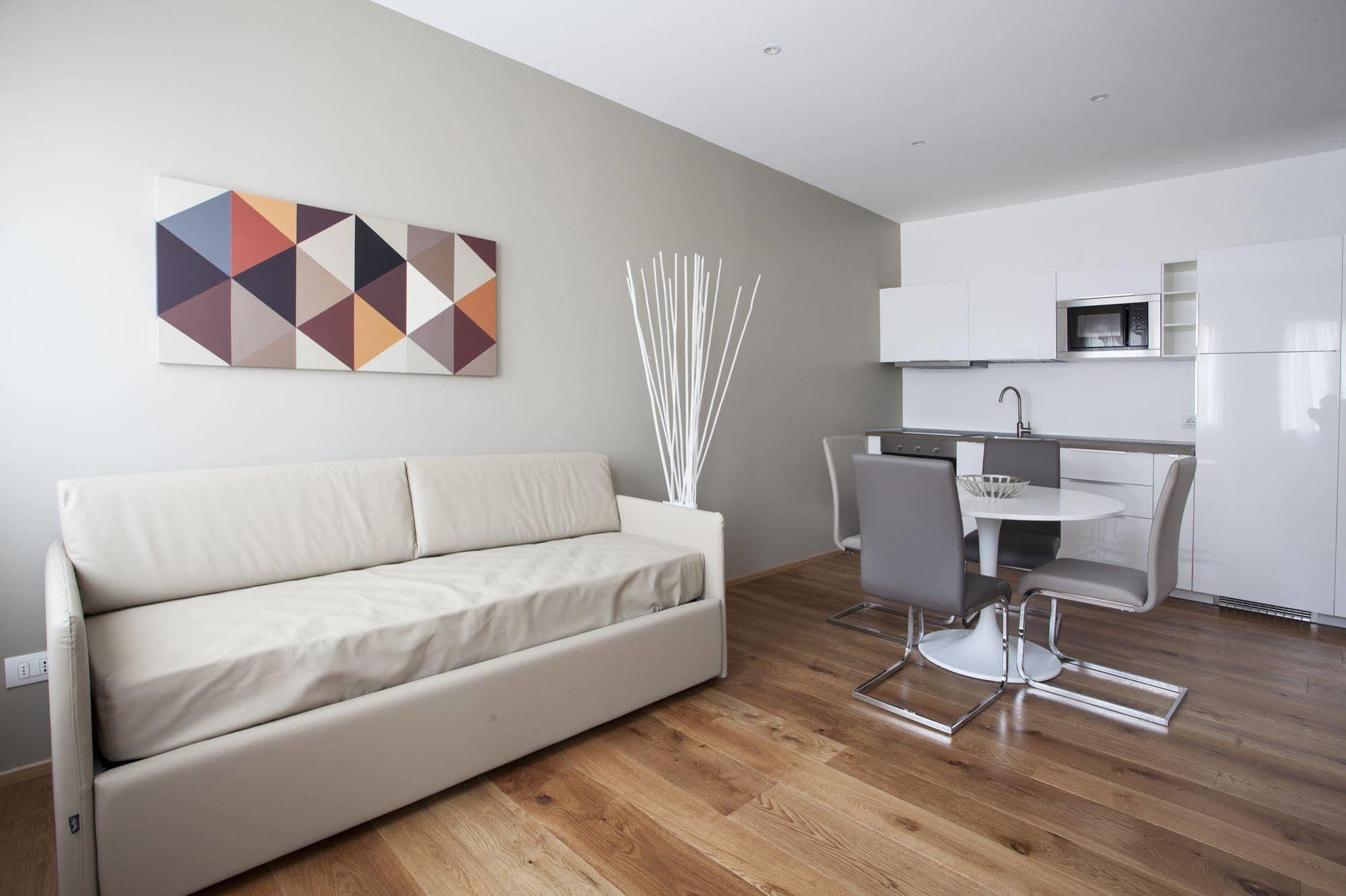 Aparthotel Le Dimore Del Borgo 3*