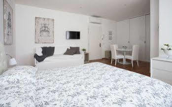 Le Dimore Del Borgo Aparthotel 3*